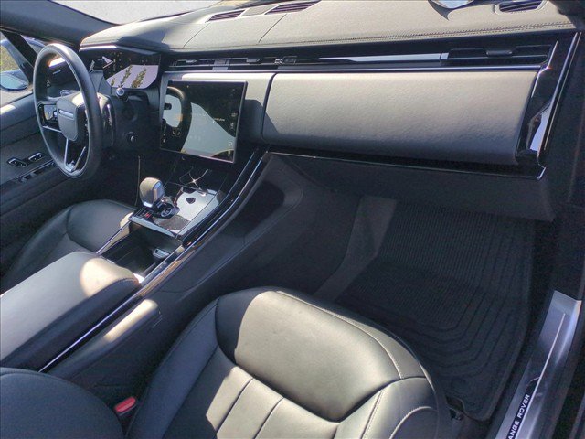 Used 2025 Land Rover Range Rover Sport Dynamic SE AWD/4WD image 24