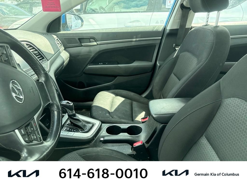 Used 2017 Hyundai Elantra Value Edition FWD image 9