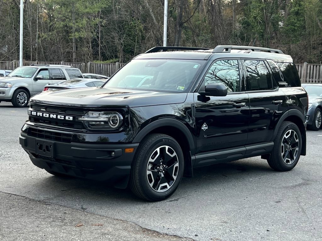 Used 2024 Ford Bronco Sport Outer Banks image 3