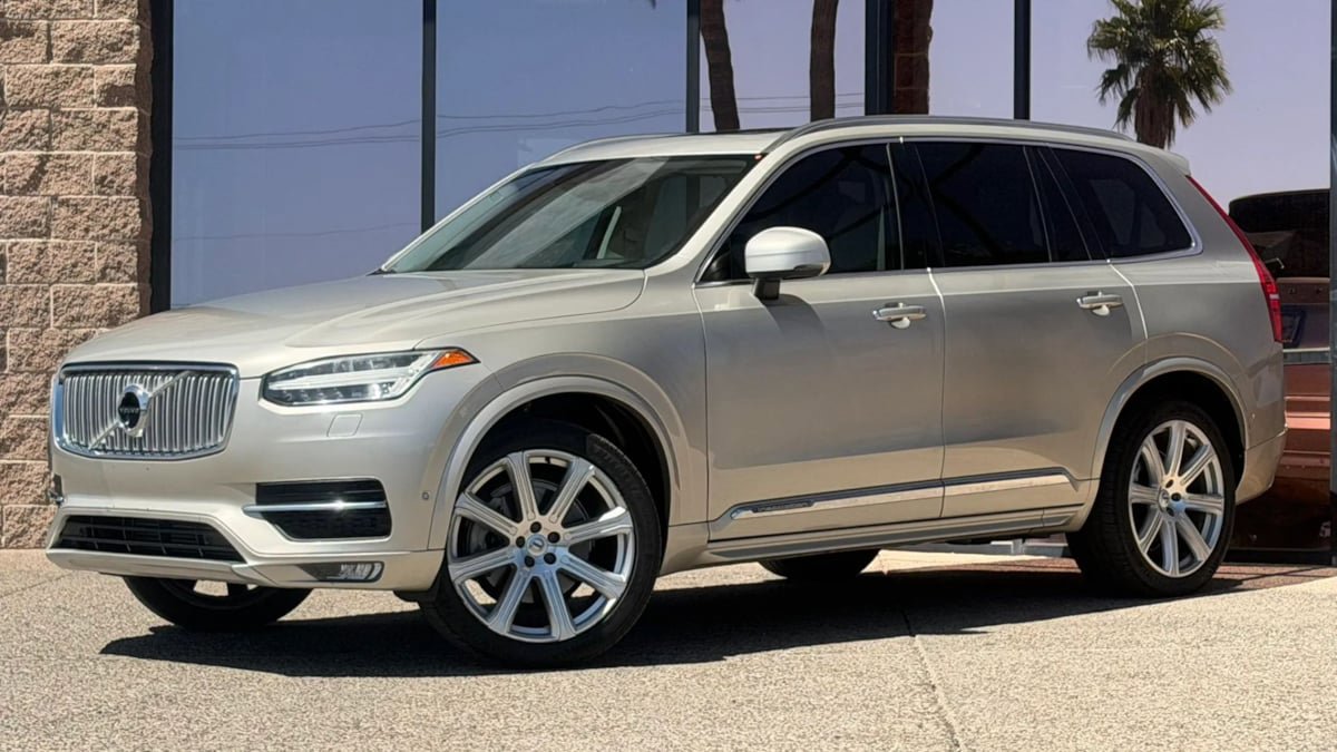 Used 2017 Volvo XC90 T6 Inscription w/ Vision Package AWD/4WD image 5