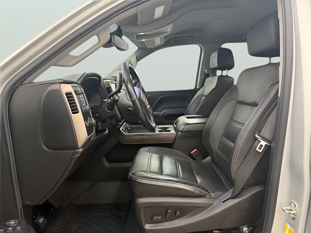 Used 2019 GMC Sierra 2500 Denali w/ Duramax Plus Package AWD/4WD image 11