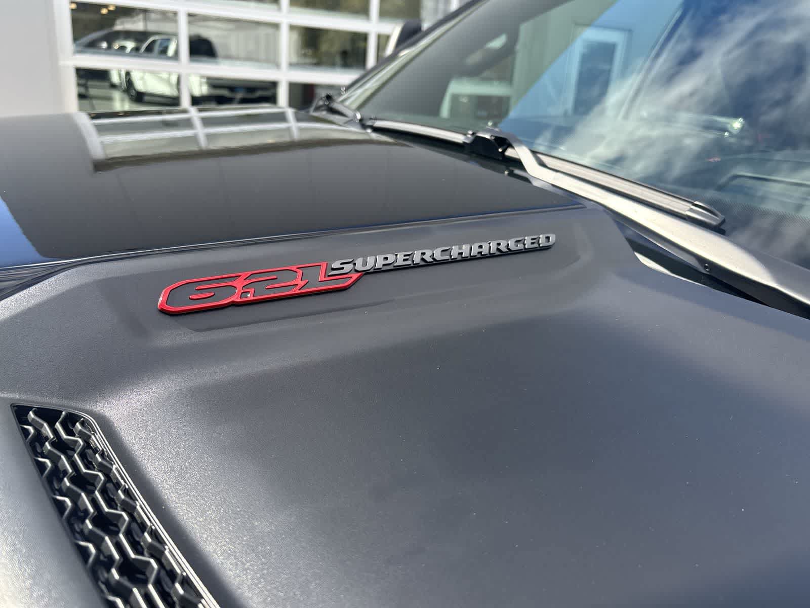 New 2027 RAM 1500 4x4 Crew Cab image 9