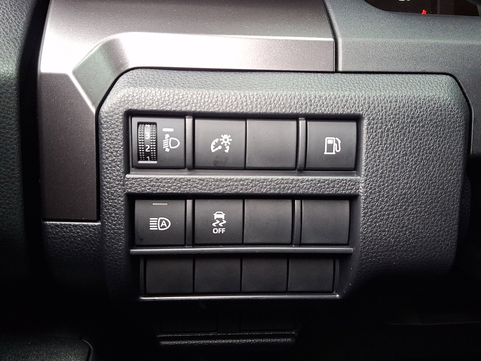 Certified 2025 Toyota 4Runner SR5 image 26