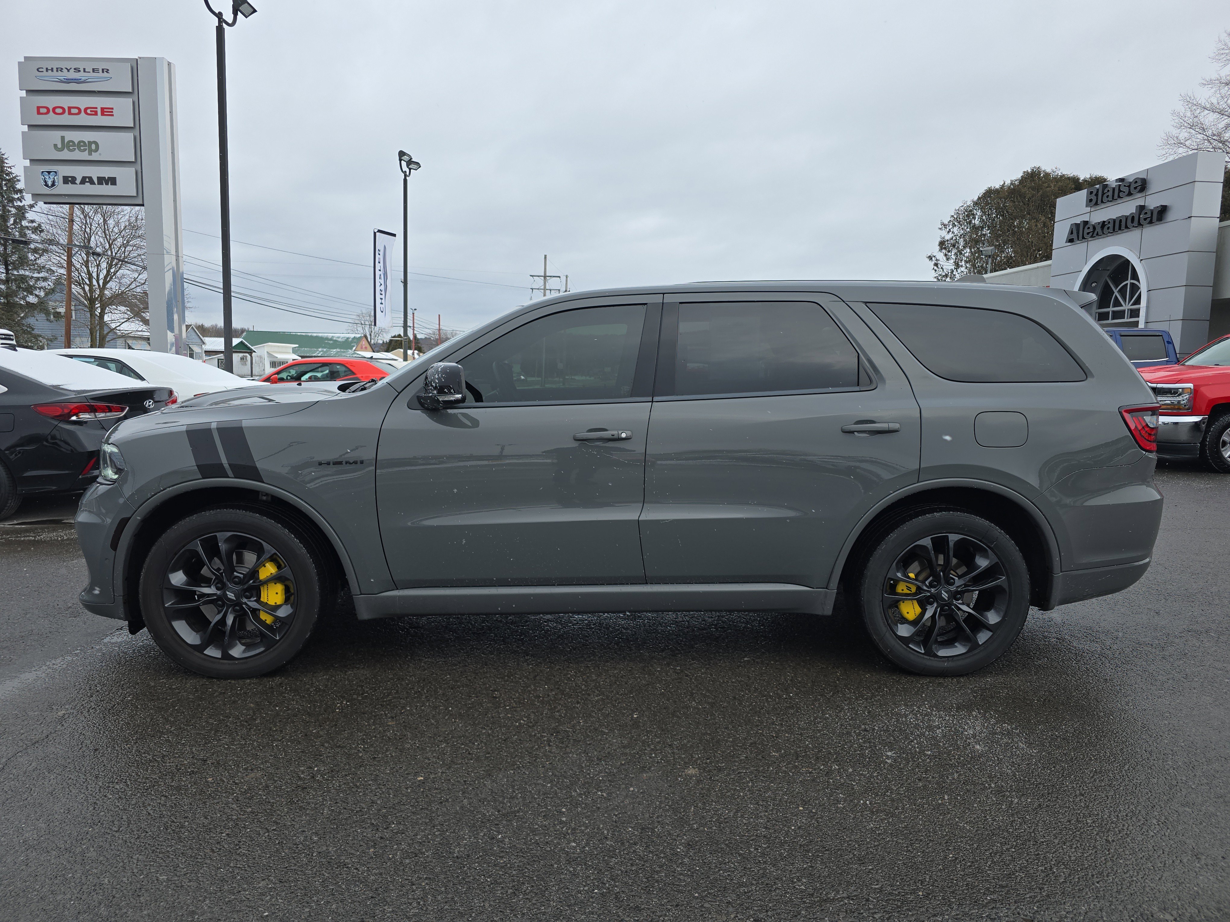 Used 2021 Dodge Durango R/T w/ Blacktop Package image 7