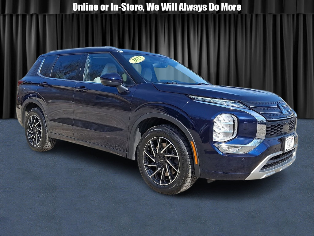 Used 2022 Mitsubishi Outlander SEL image 1