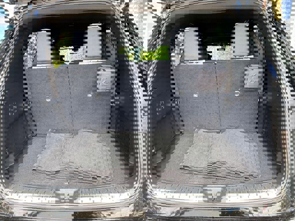 Used 2024 Lexus TX 500h TX 500h F SPORT Premium image 13