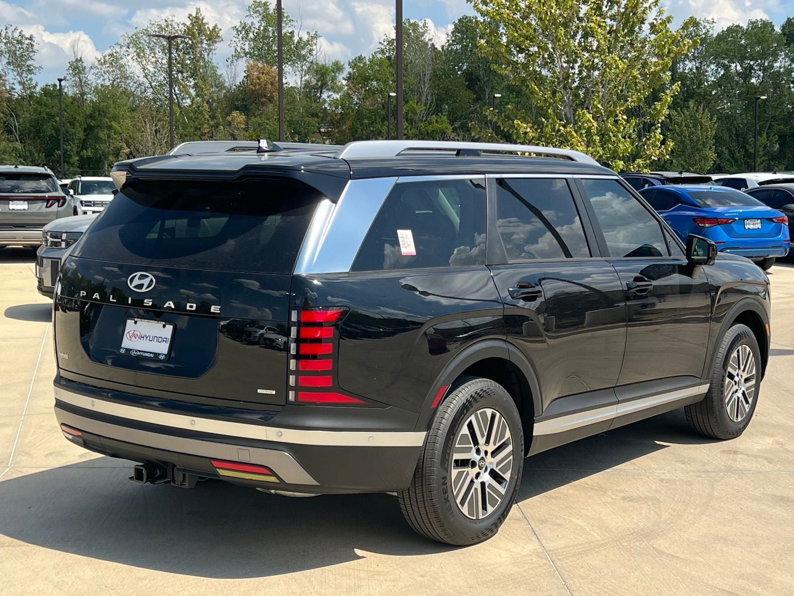 New 2026 Hyundai Palisade SEL Premium w/ Tow & Go Package AWD/4WD image 11