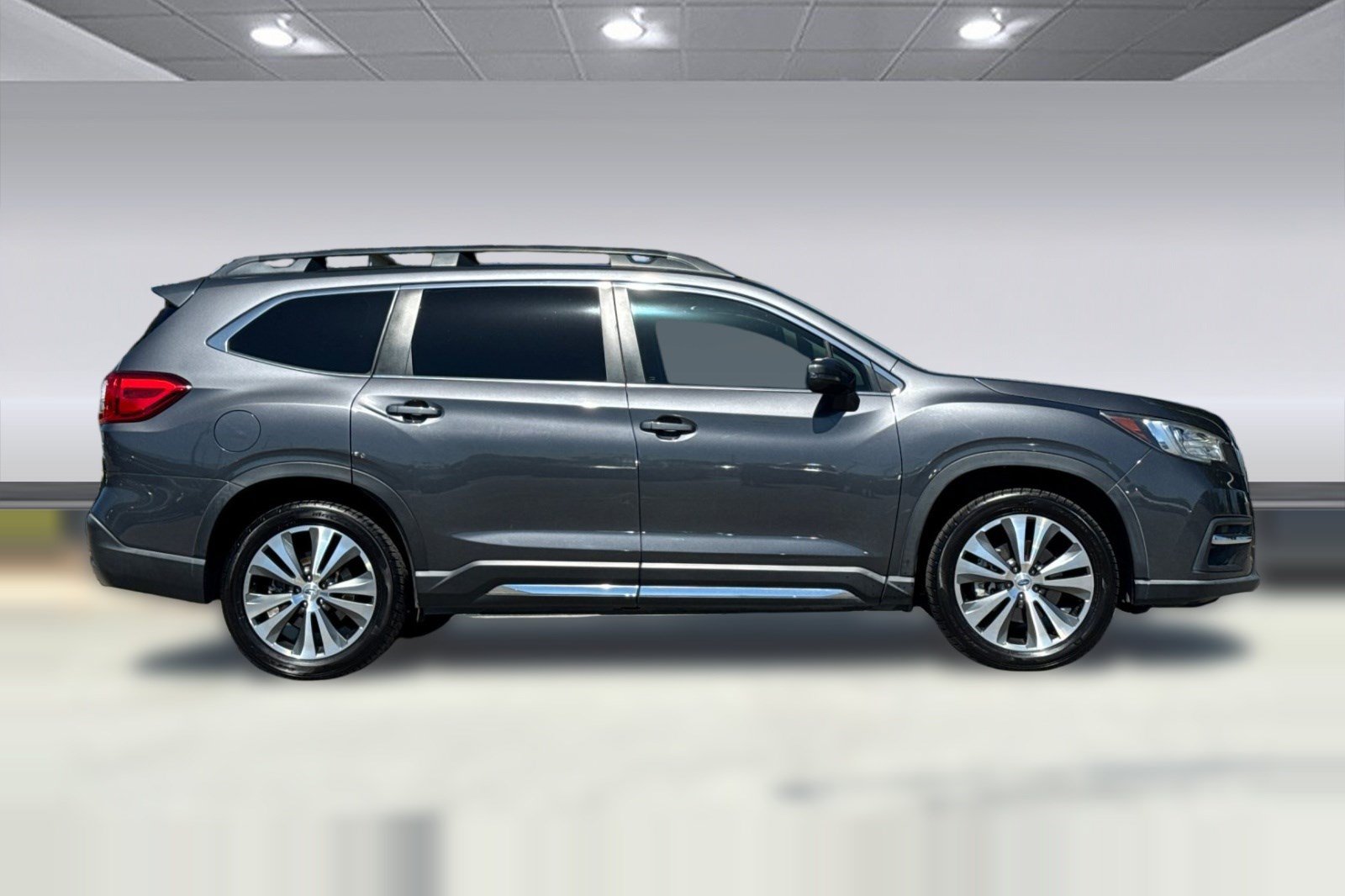 Used 2019 Subaru Ascent Limited AWD/4WD image 8