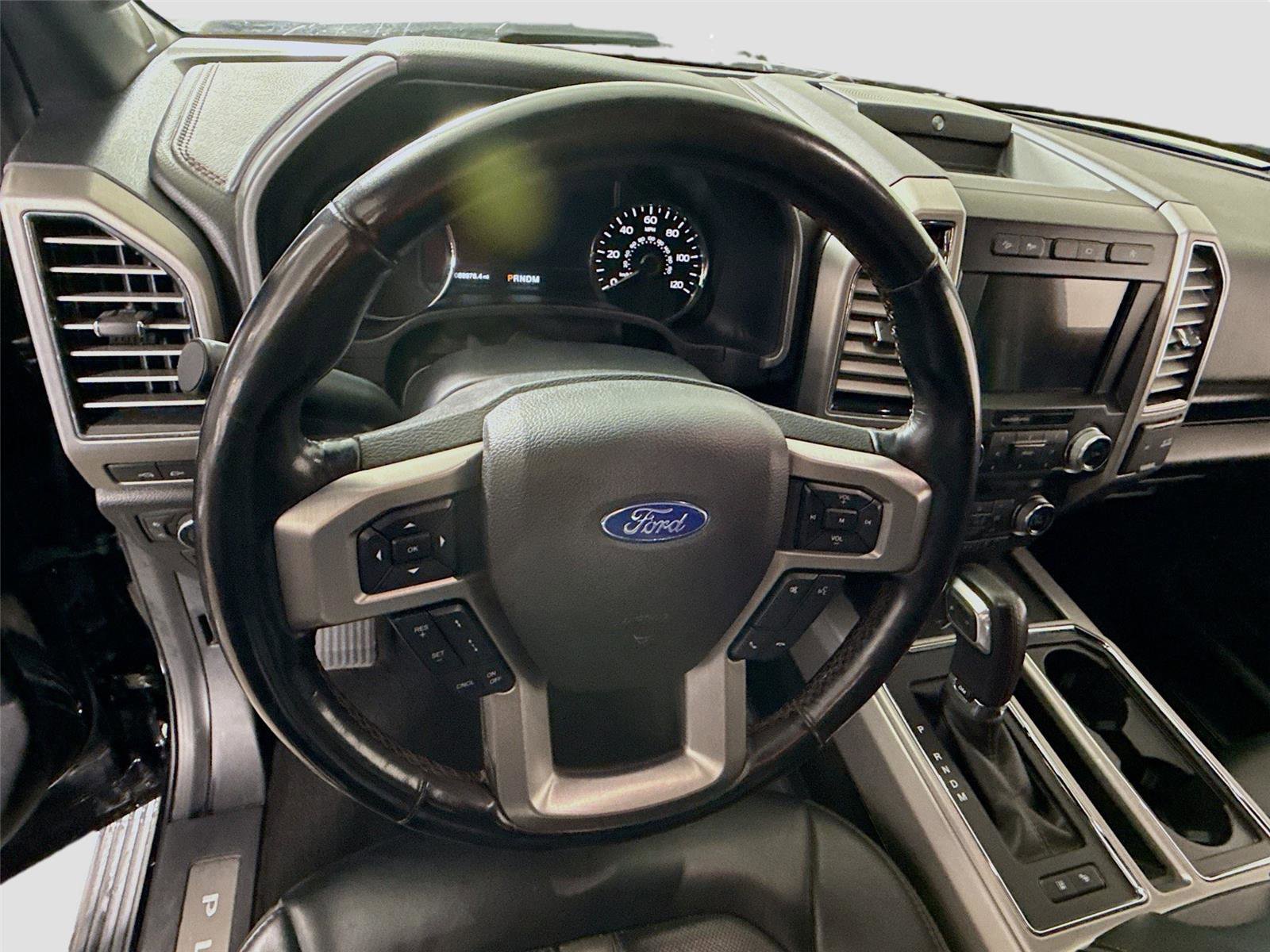 Used 2020 Ford F150 Platinum w/ Equipment Group 701A Luxury AWD/4WD image 5