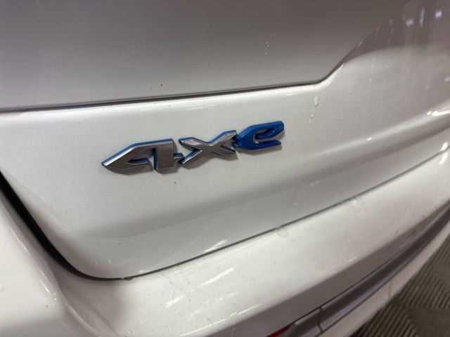 Used 2022 Jeep Grand Cherokee Summit w/ Luxury Tech Group V image 11