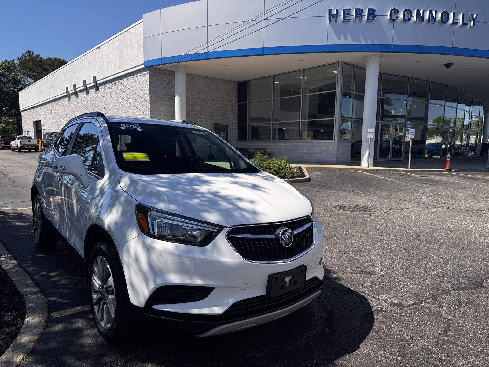 Certified 2019 Buick Encore Preferred AWD/4WD video 1