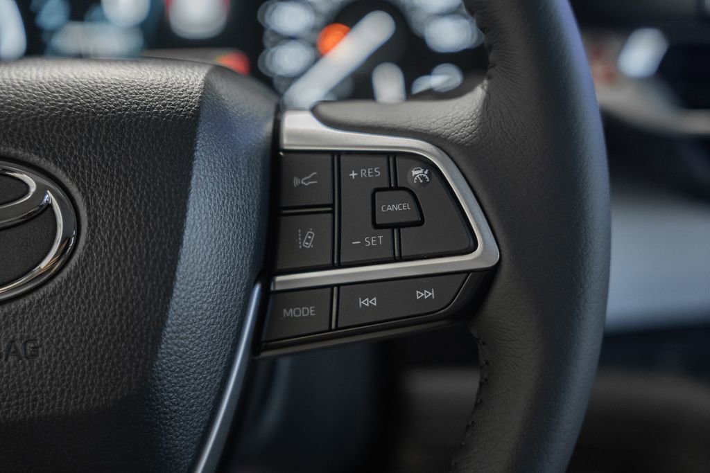 New 2026 Toyota Sienna XLE AWD/4WD image 29