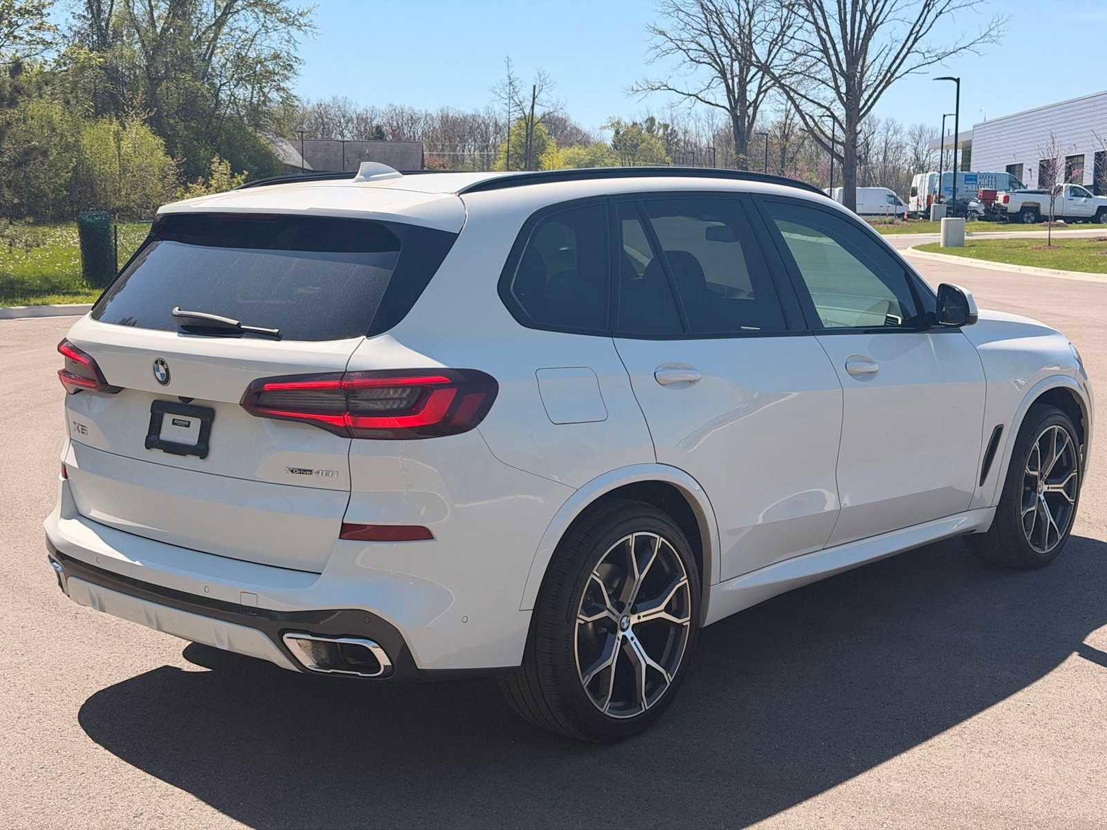 Used 2020 BMW X5 xDrive40i w/ M Sport Package AWD/4WD image 8