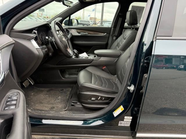 Used 2024 Cadillac XT6 Sport w/ Platinum Package AWD/4WD video 2