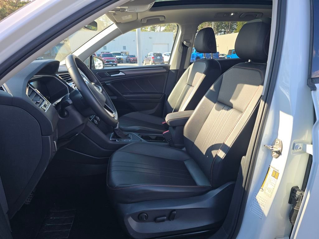 Used 2024 Volkswagen Tiguan Wolfsburg Edition image 9