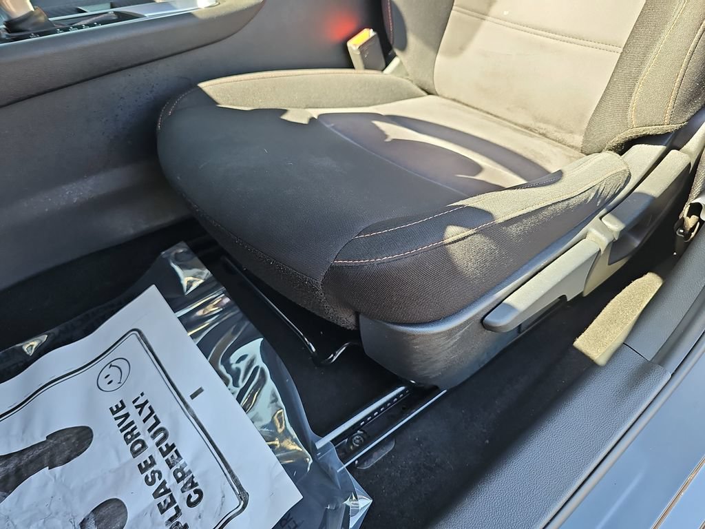 Used 2023 Nissan Sentra SR w/ Midnight Edition Package FWD image 27
