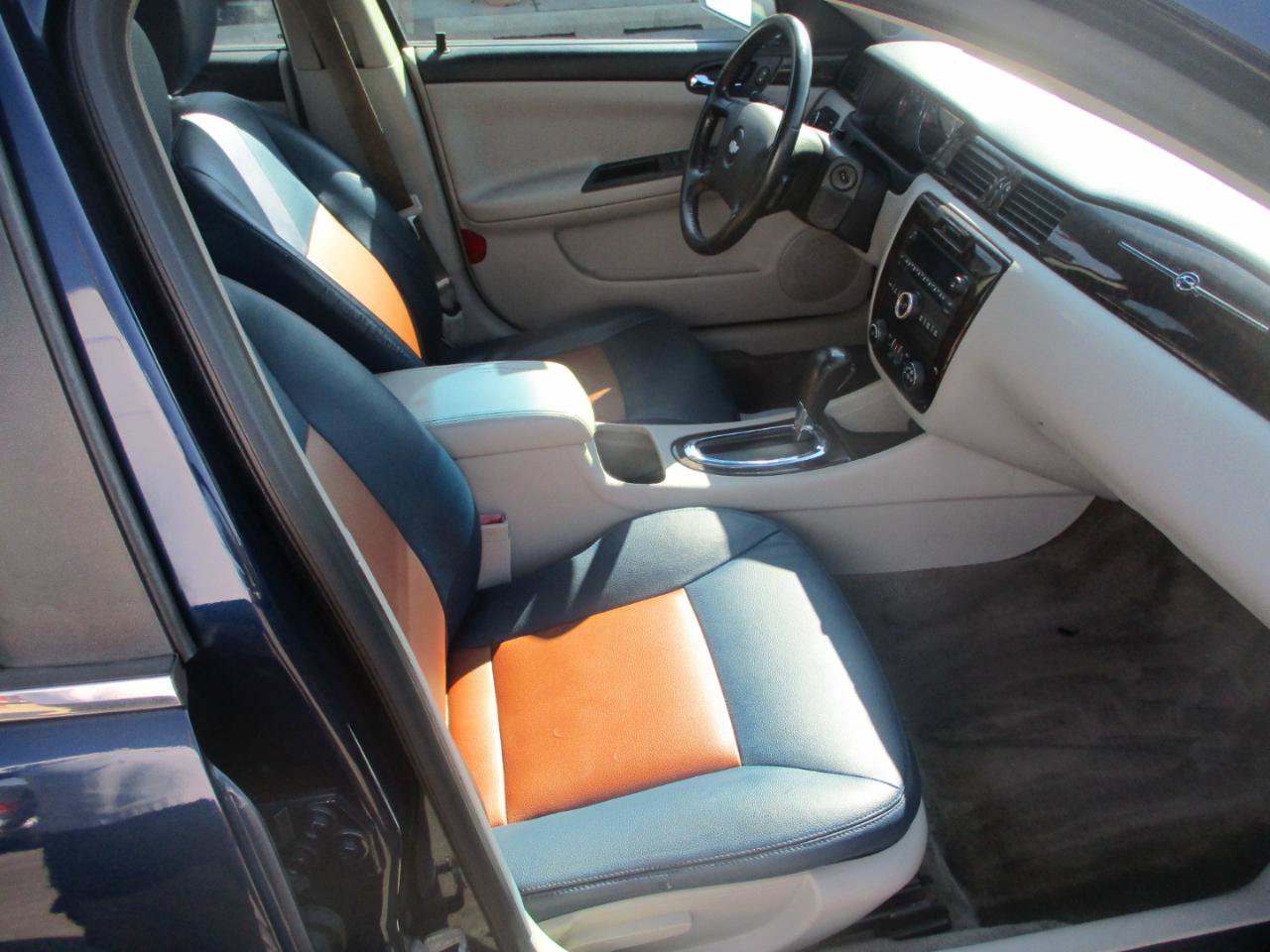 Used 2012 Chevrolet Impala LT w/ LT Sunroof Package FWD image 8