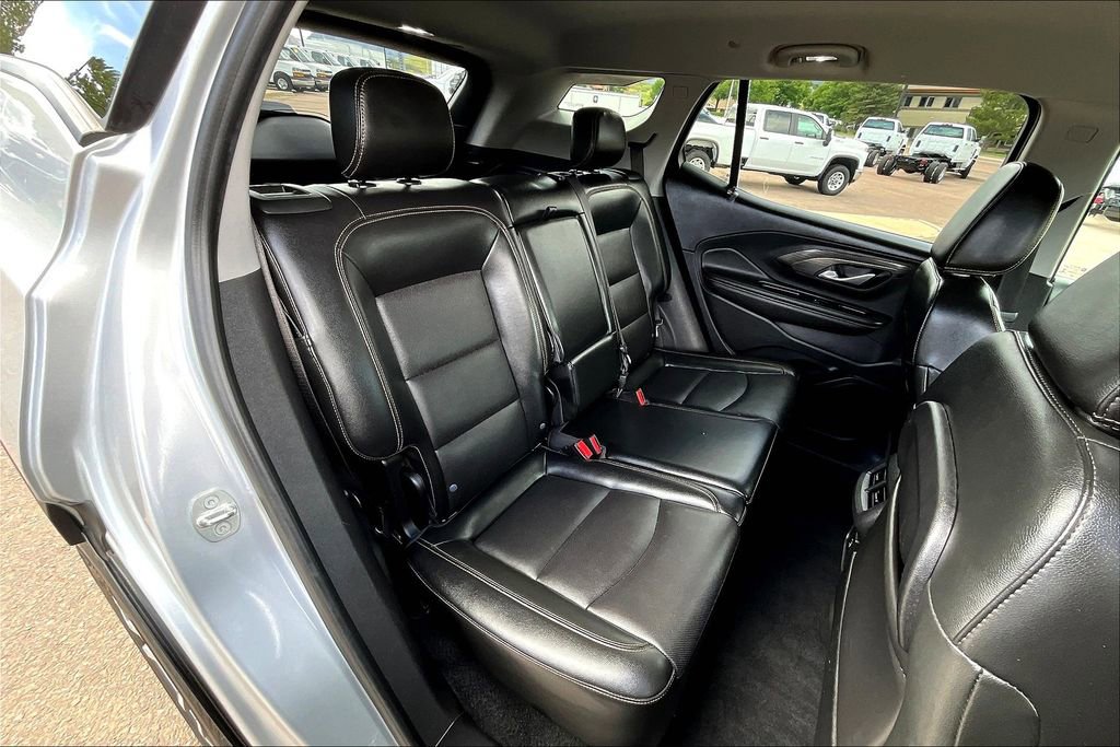 Used 2020 GMC Terrain SLT image 29