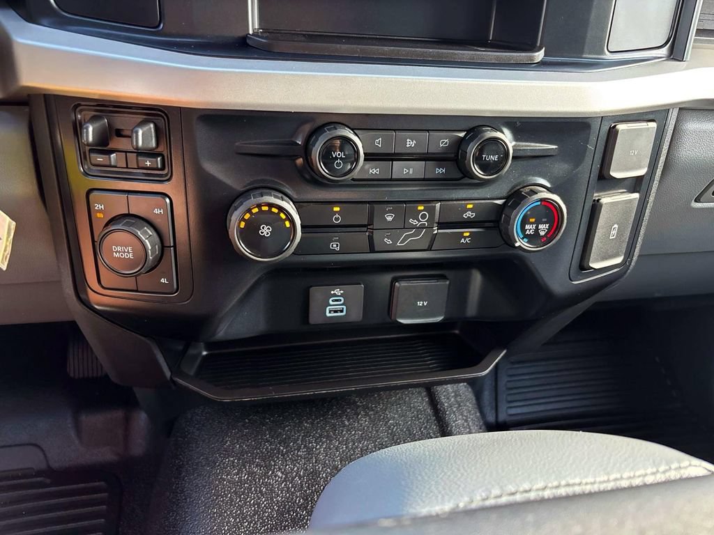Used 2024 Ford F550 4x4 Regular Cab Super Duty w/ Snow Plow Prep Package image 25