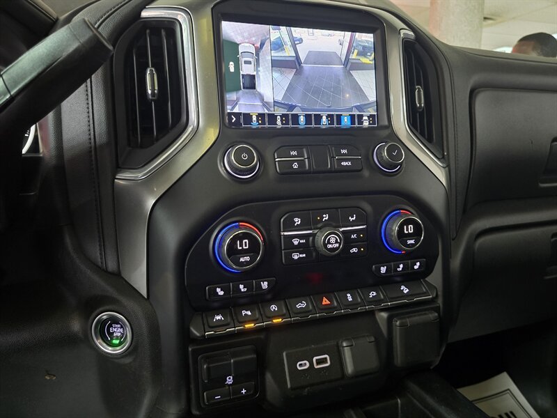 Used 2021 Chevrolet Silverado 1500 LTZ w/ LTZ Premium Package AWD/4WD image 31