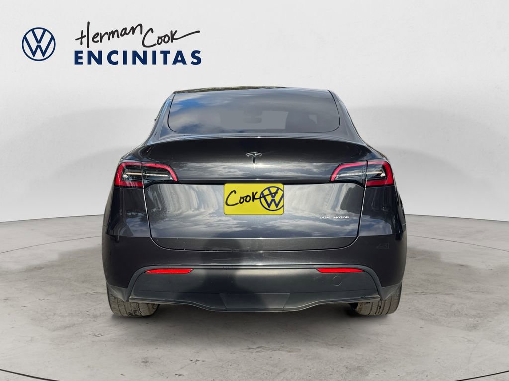 Used 2024 Tesla Model Y Long Range image 4
