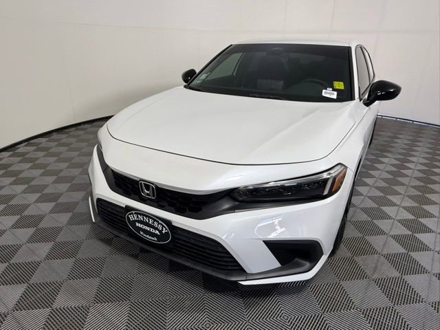 Used 2023 Honda Civic Sport image 2