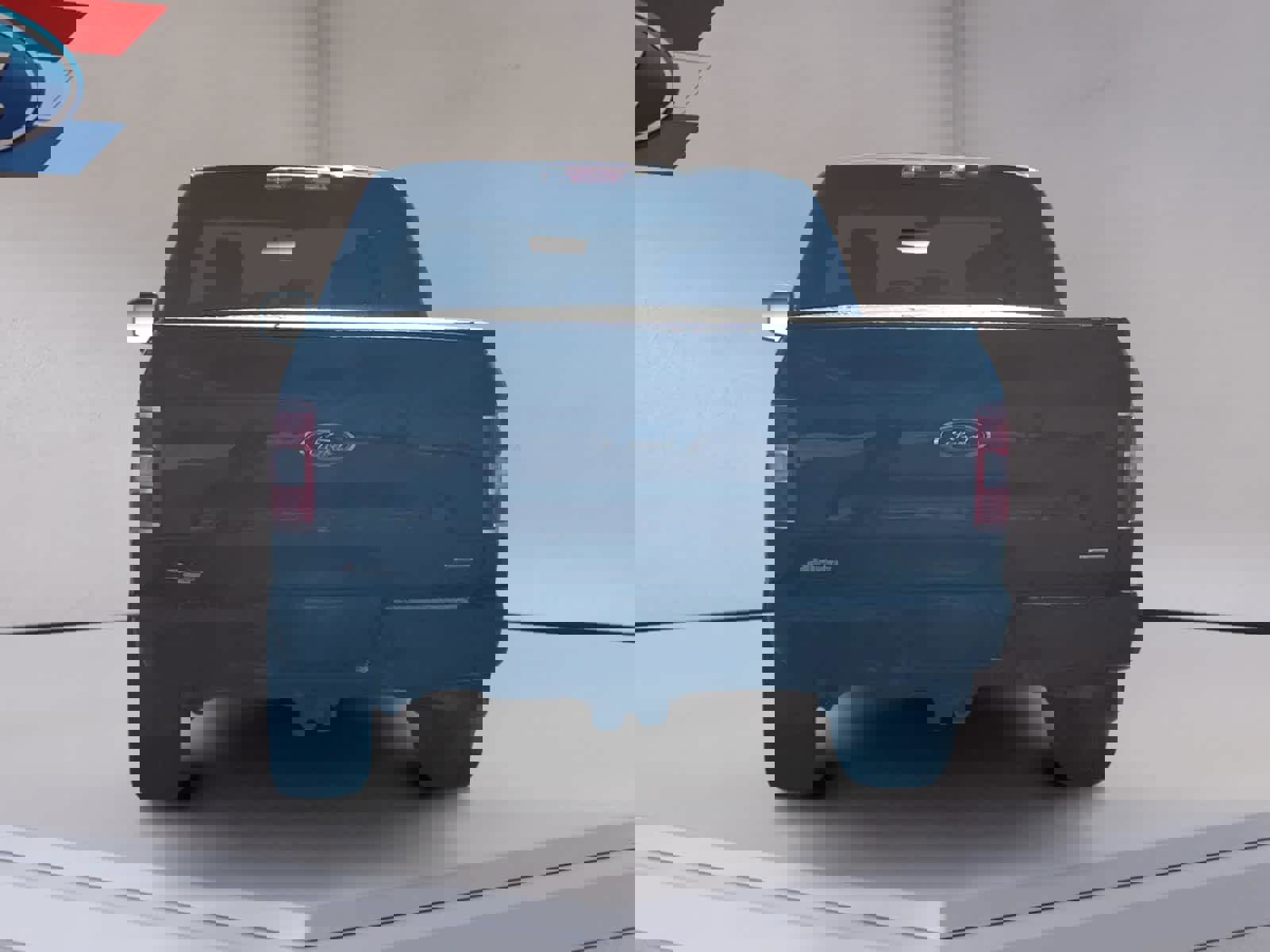 Used 2018 Ford F150 XL w/ Equipment Group 101A Mid AWD/4WD image 6