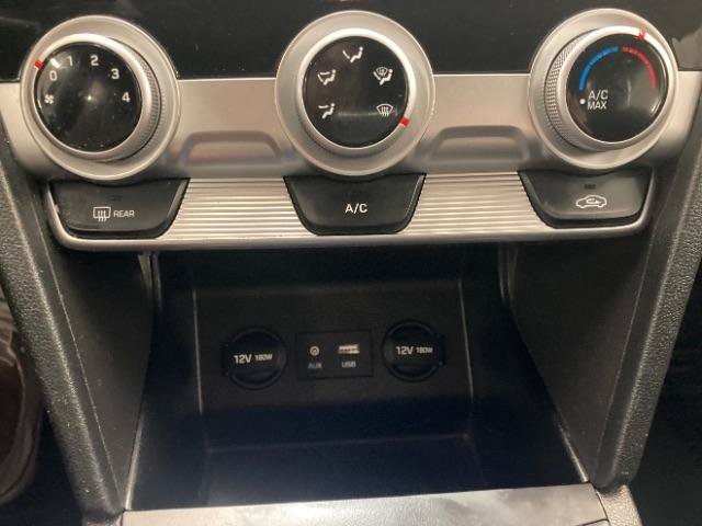 Used 2019 Hyundai Elantra SE w/ Cargo Package FWD image 23
