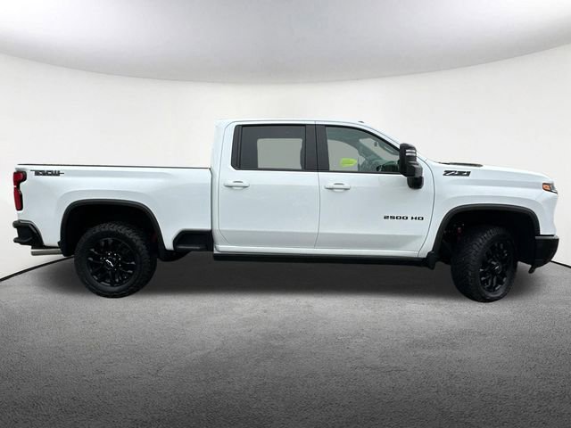 Used 2025 Chevrolet Silverado 2500 LTZ w/ LTZ Plus Package image 18