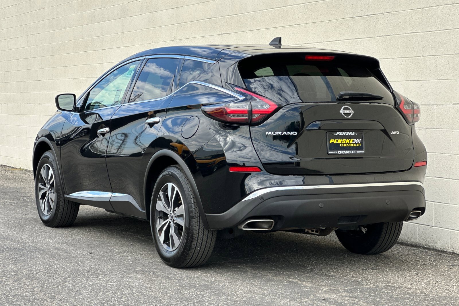 Used 2023 Nissan Murano S image 6
