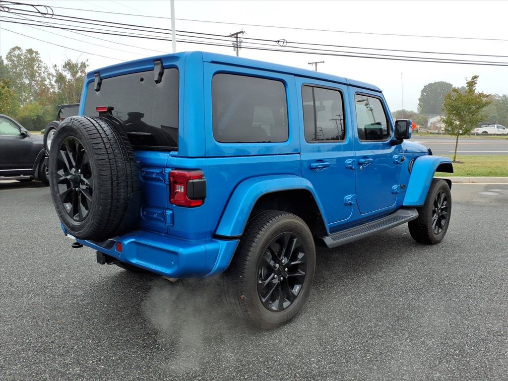 Used 2022 Jeep Wrangler Unlimited Sahara AWD/4WD image 4