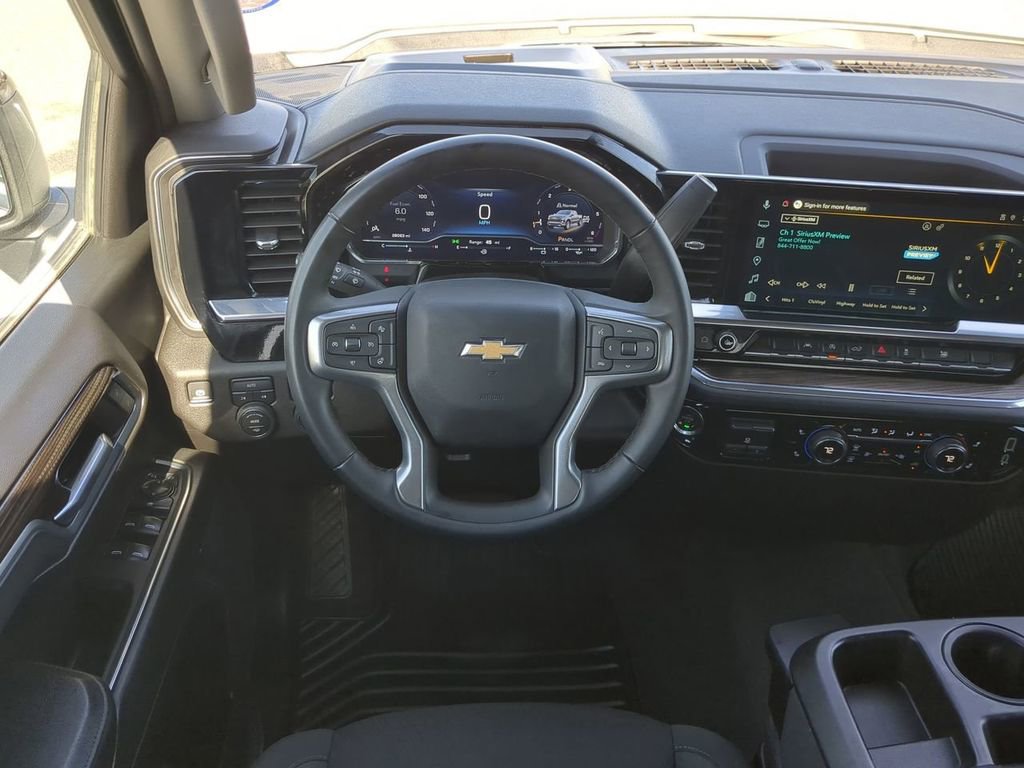 Used 2025 Chevrolet Silverado 1500 LT w/ Work Truck Package AWD/4WD image 16
