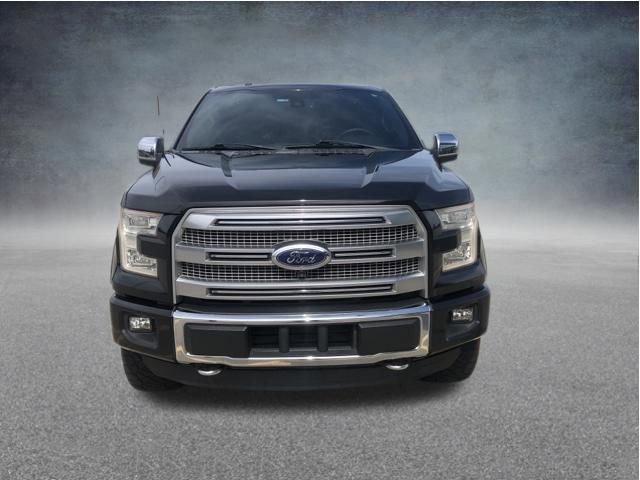 Used 2015 Ford F150 Platinum w/ Equipment Group 701A Luxury AWD/4WD image 3
