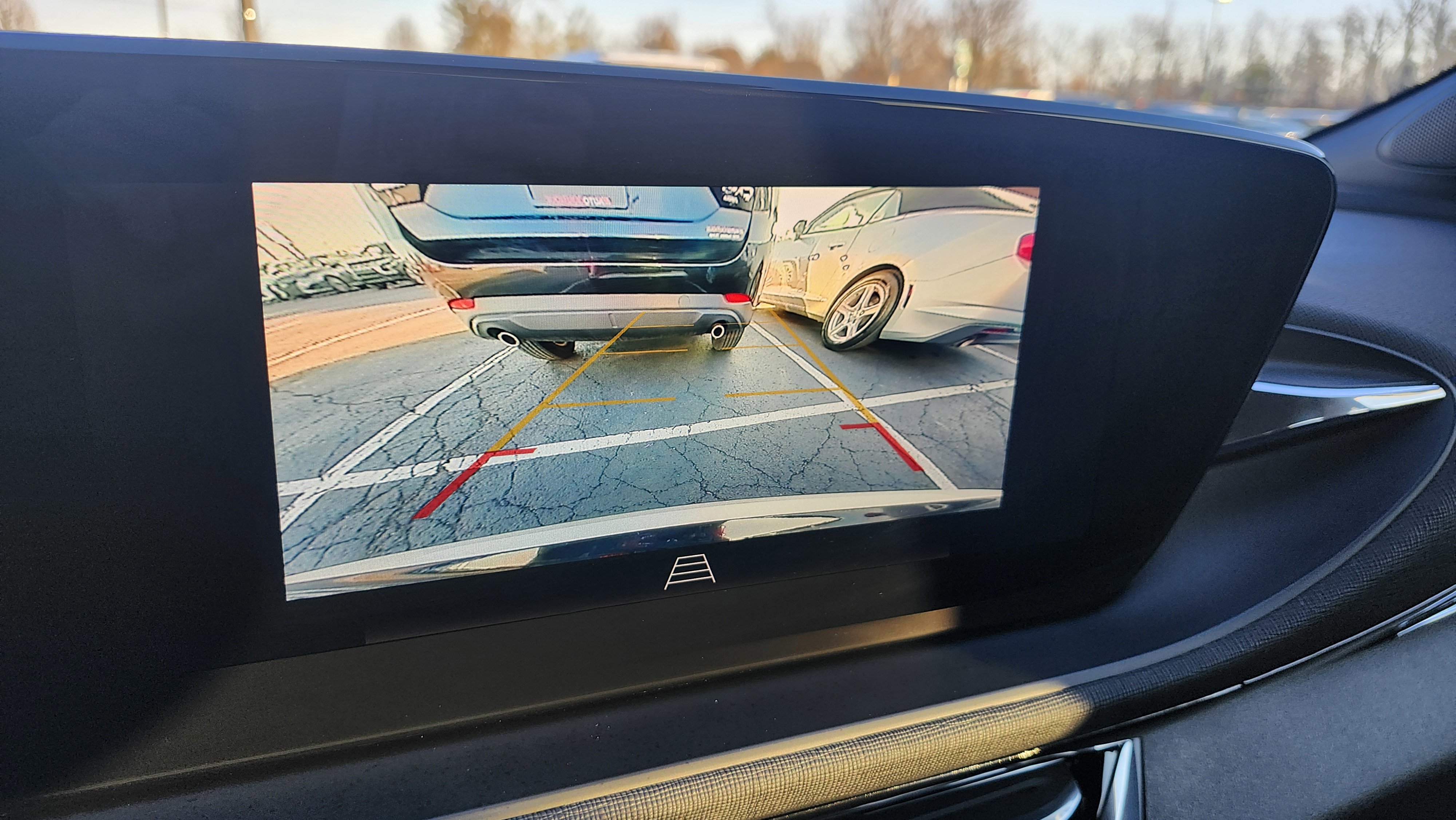 Used 2025 Buick Envista Sport Touring image 2