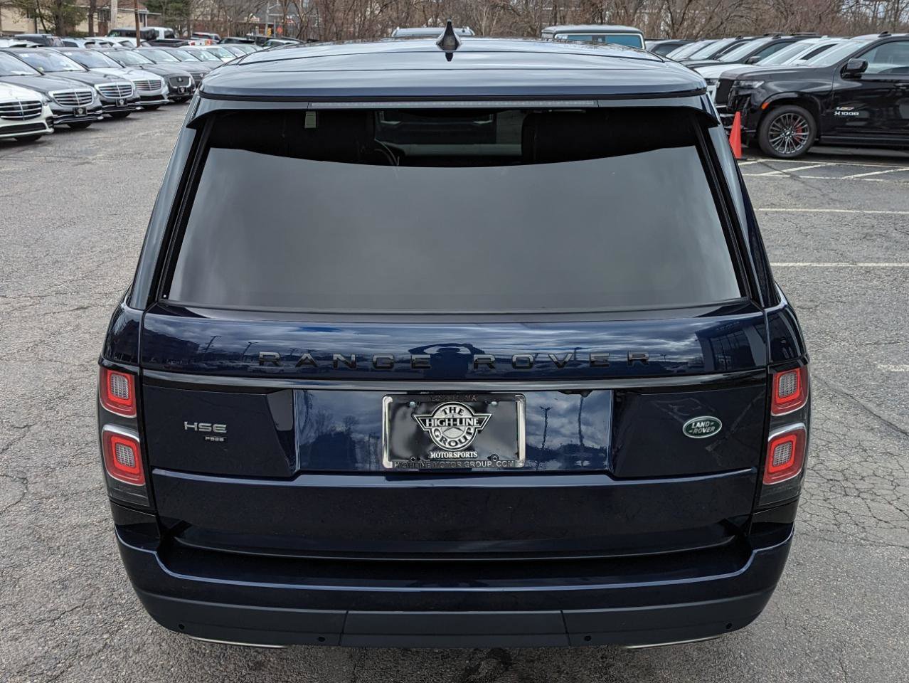 Used 2022 Land Rover Range Rover P525 Westminster Edition image 8