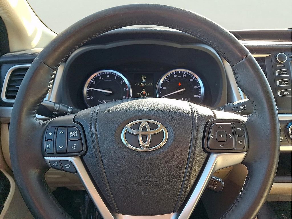Used 2014 Toyota Highlander XLE image 20