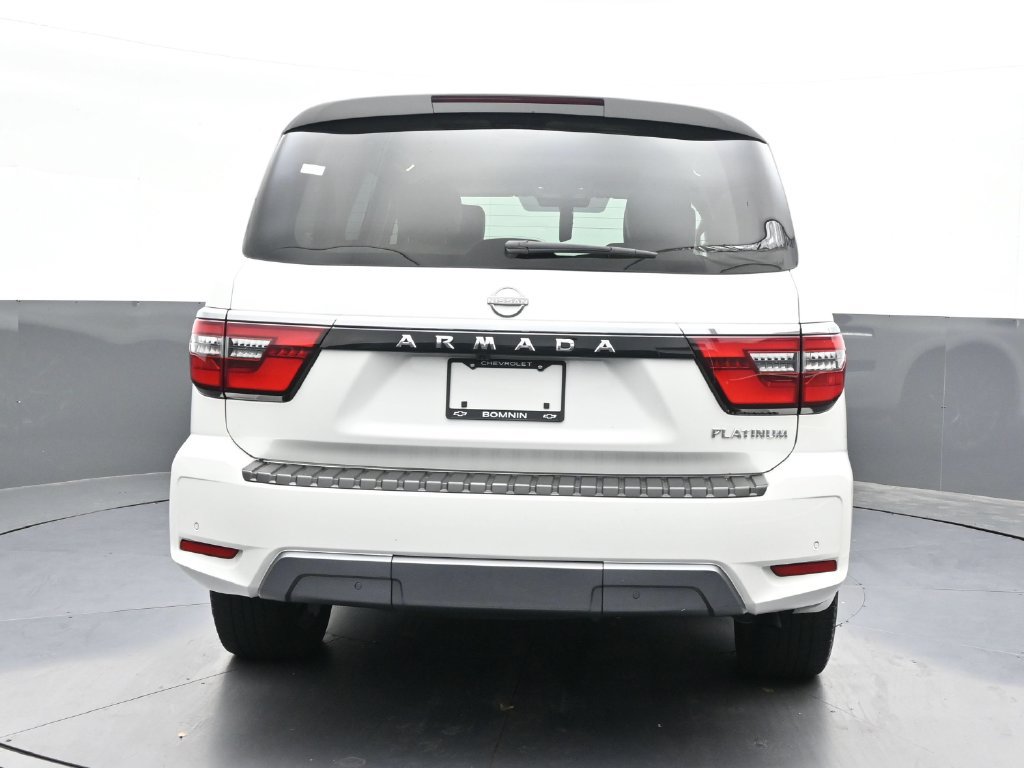 Used 2023 Nissan Armada Platinum w/ Captain's Chairs Package RWD image 4