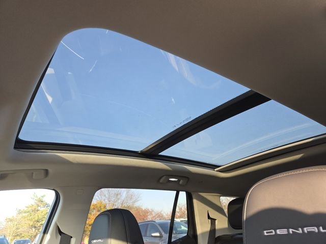New 2026 GMC Terrain Denali w/ LPO, Floor Liner Package image 3