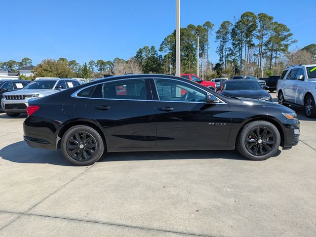 Used 2025 Chevrolet Malibu LT FWD image 3