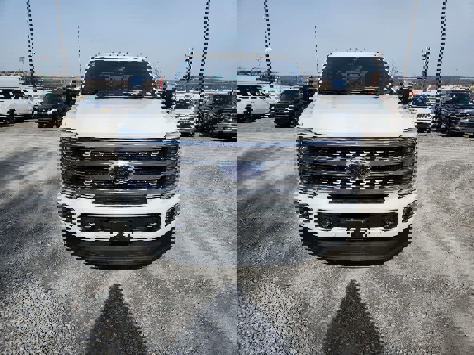 Used 2024 Ford F350 Platinum w/ FX4 Off-Road Package image 9