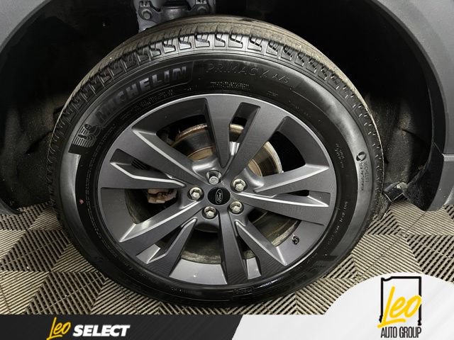Used 2023 Ford Explorer XLT w/ Equipment Group 202A AWD/4WD image 25