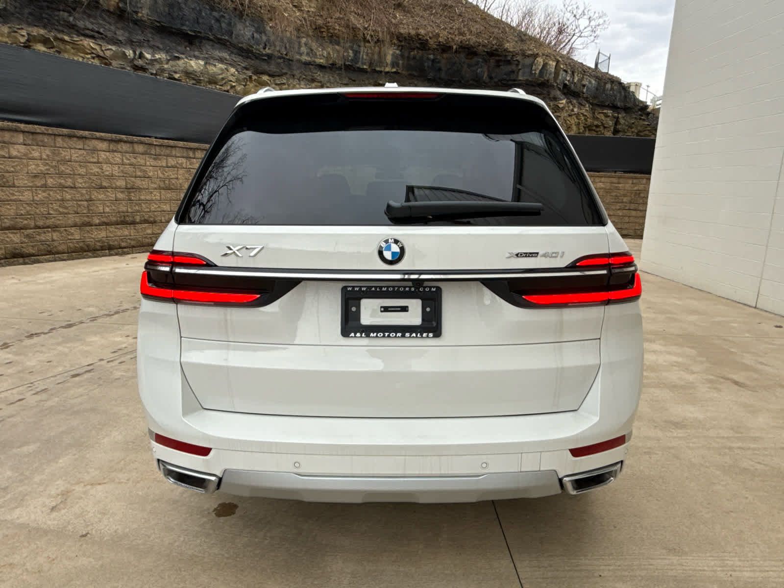 New 2026 BMW X7 xDrive40i w/ Premium Package AWD/4WD image 4