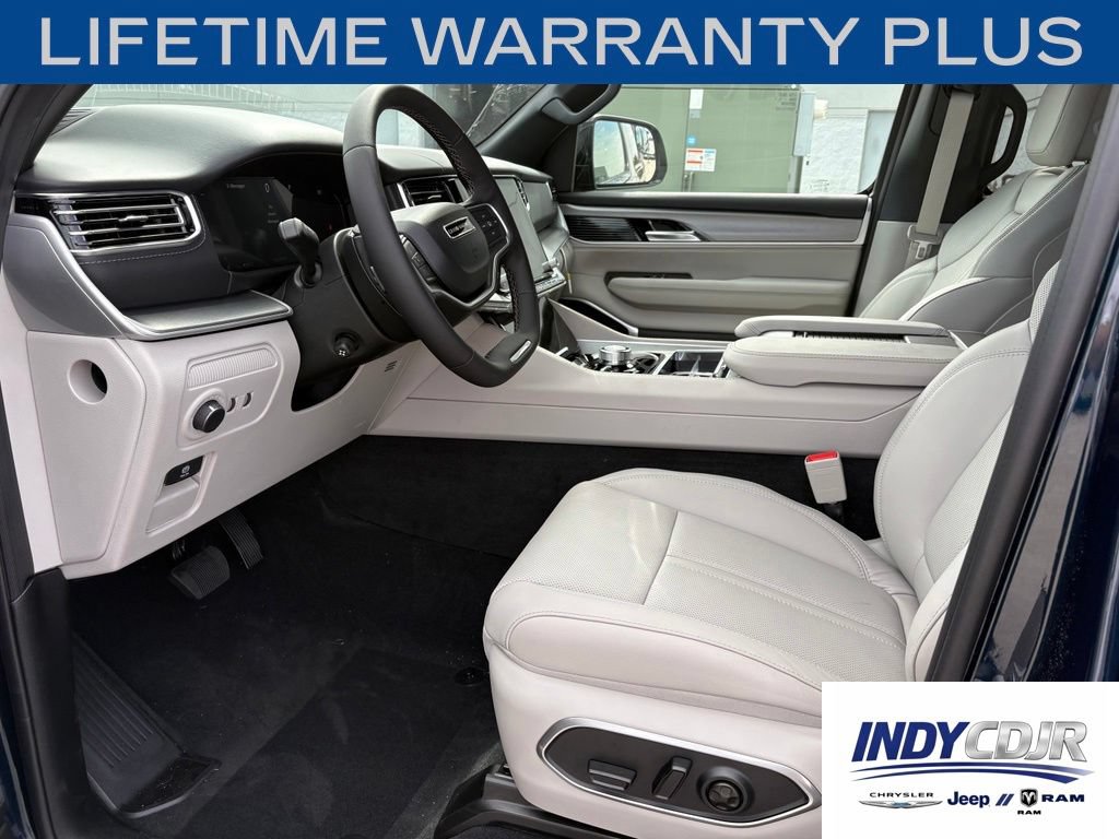 New 2026 Jeep Grand Wagoneer Limited AWD/4WD image 8