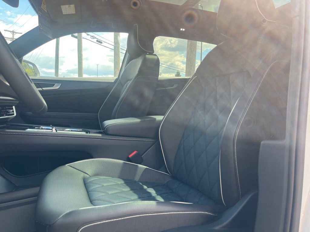 New 2026 Volkswagen Atlas Cross Sport SEL Premium R-Line image 6