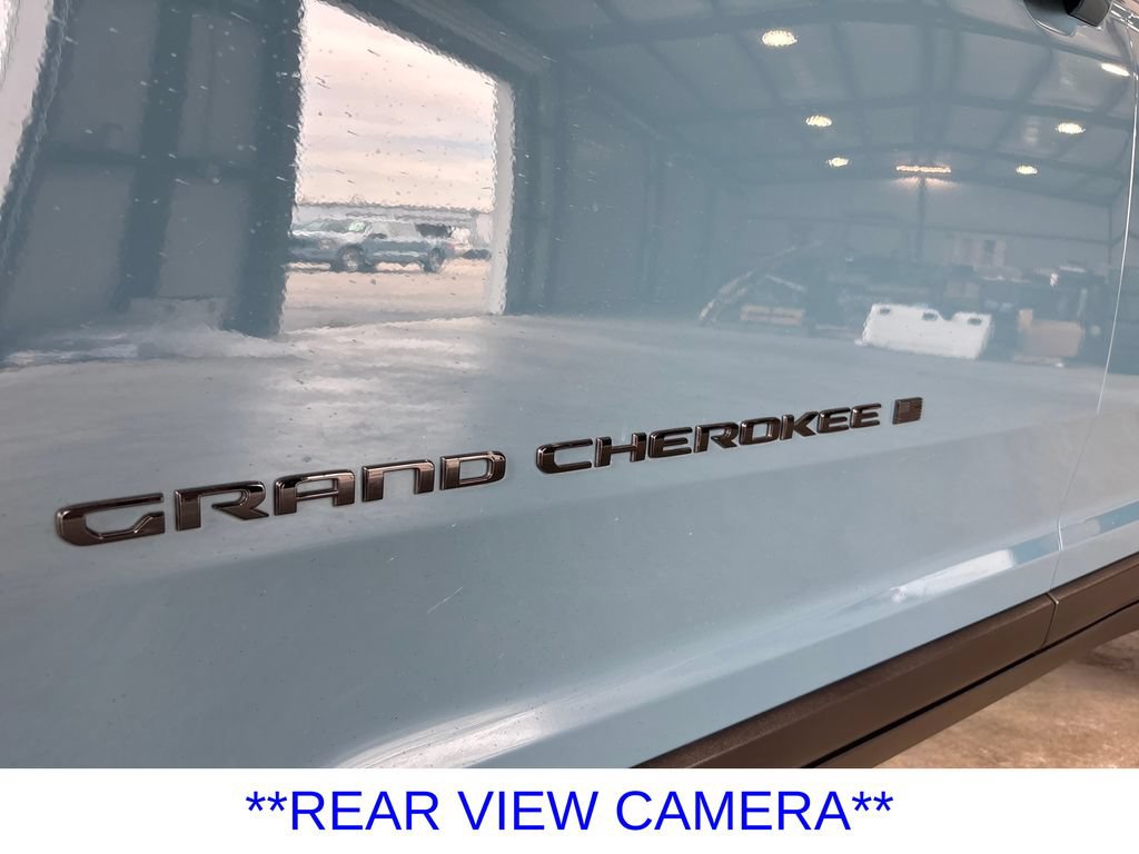 Used 2026 Jeep Grand Cherokee Limited w/ Limited Altitude Package AWD/4WD image 10