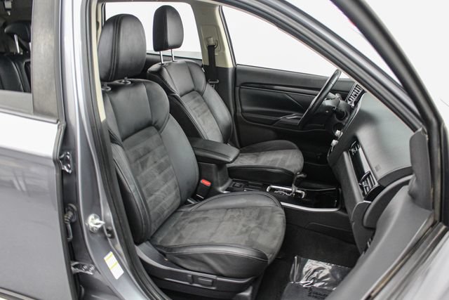Used 2020 Mitsubishi Outlander SE FWD image 22