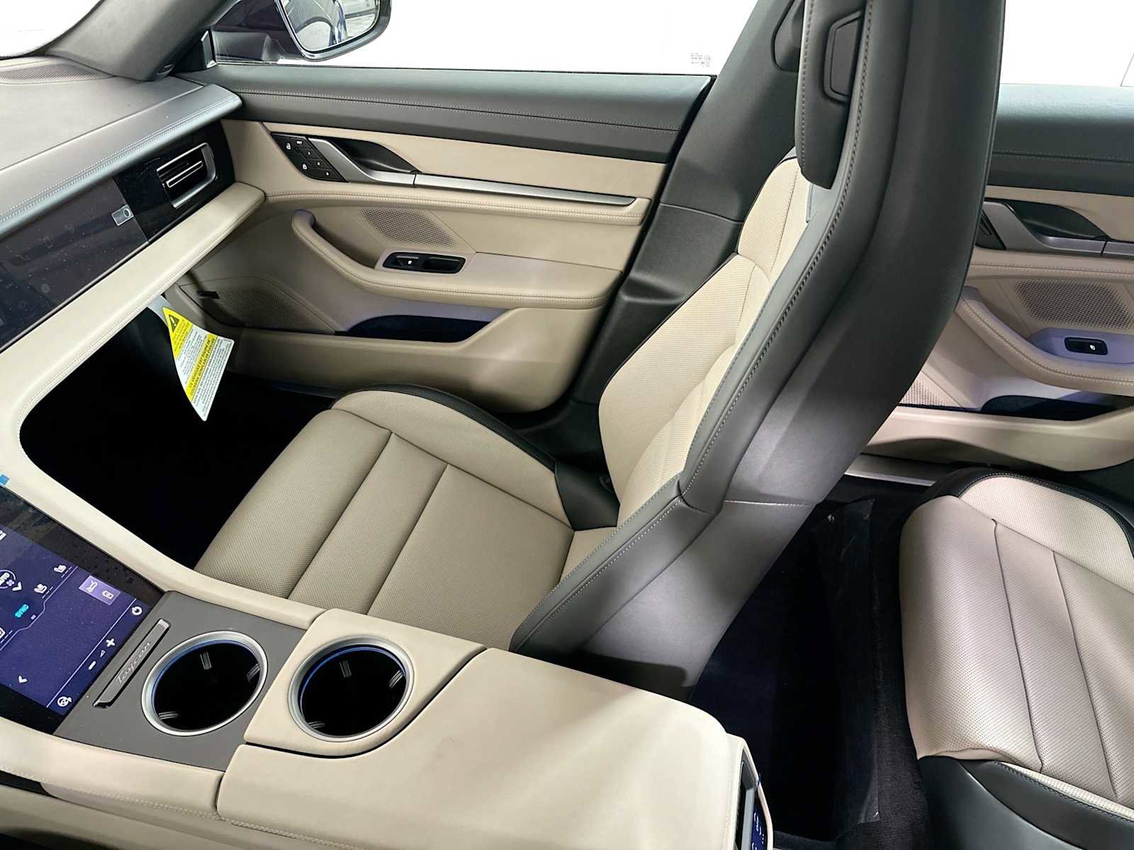 New 2025 Porsche Taycan 4S image 22