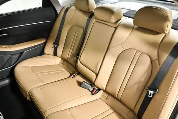 New 2025 Hyundai Sonata Limited FWD image 21