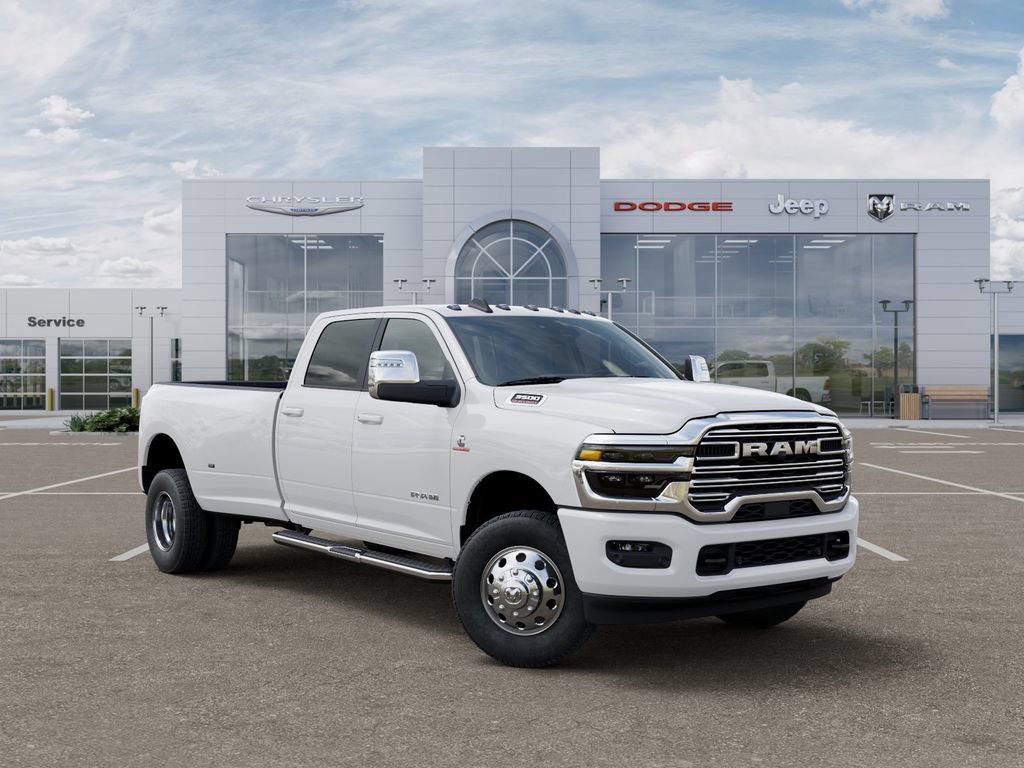 New 2026 RAM 3500 Laramie AWD/4WD image 5