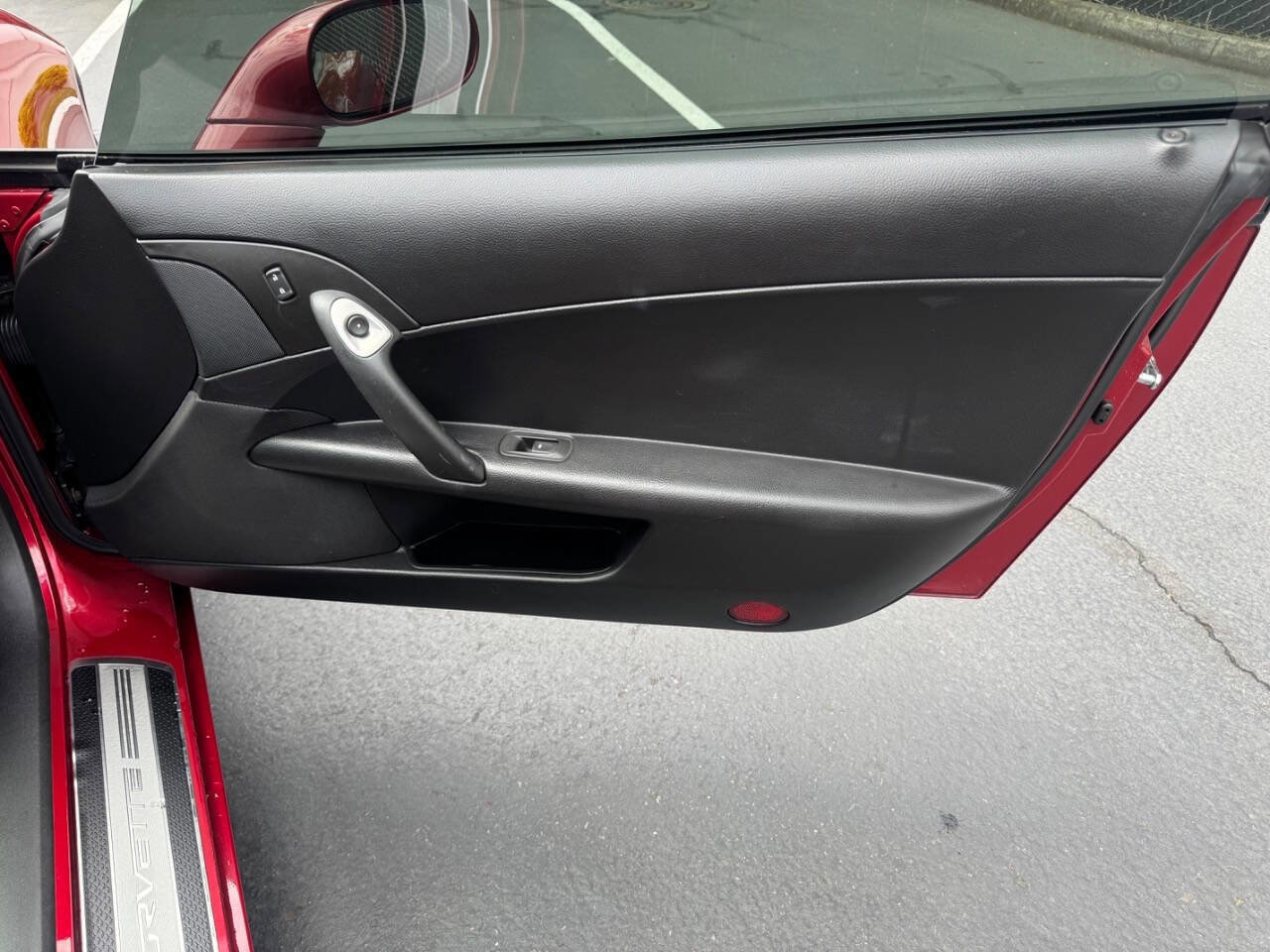 Used 2011 Chevrolet Corvette Coupe w/ 1LT RWD image 12